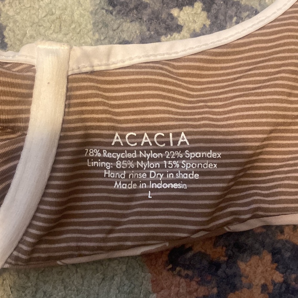 Acacia top - Picture 4 of 4